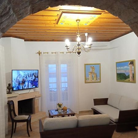 Traditional Stone Villa Olympia Viggla 外观 照片