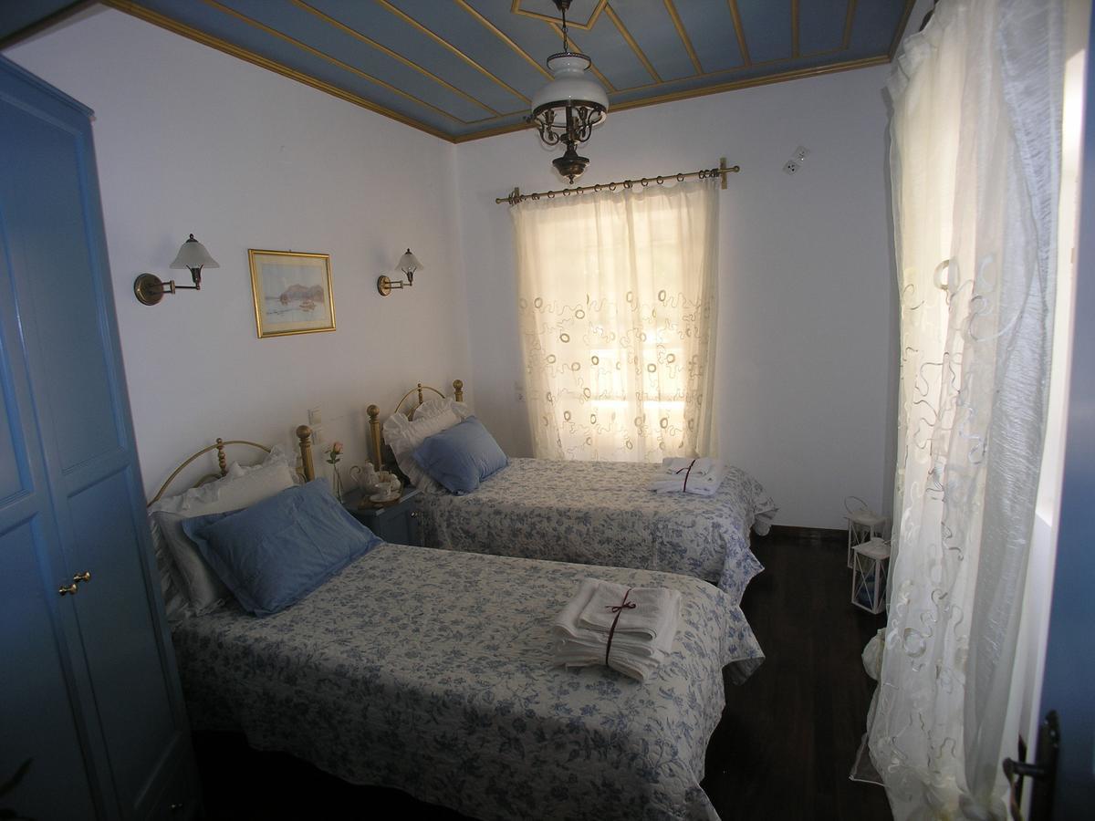 Traditional Stone Villa Olympia Viggla 外观 照片