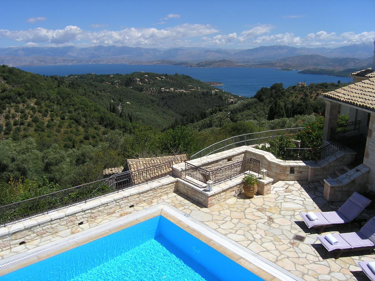 Traditional Stone Villa Olympia Viggla 外观 照片
