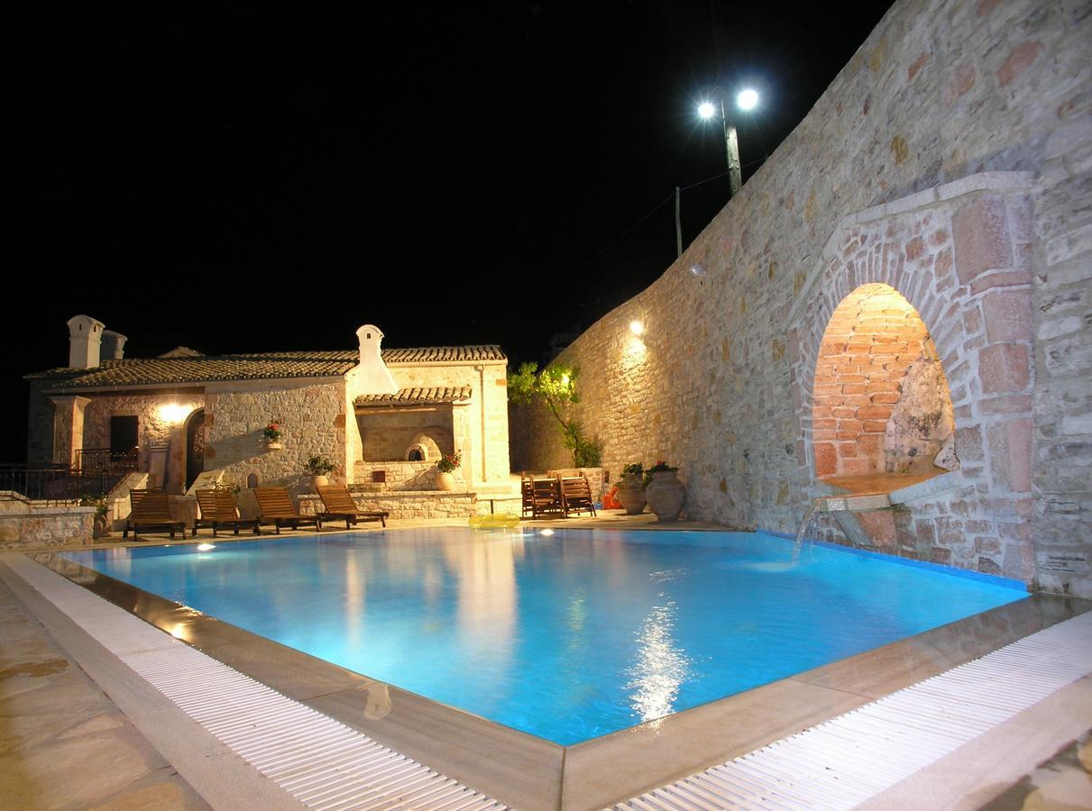 Traditional Stone Villa Olympia Viggla 外观 照片